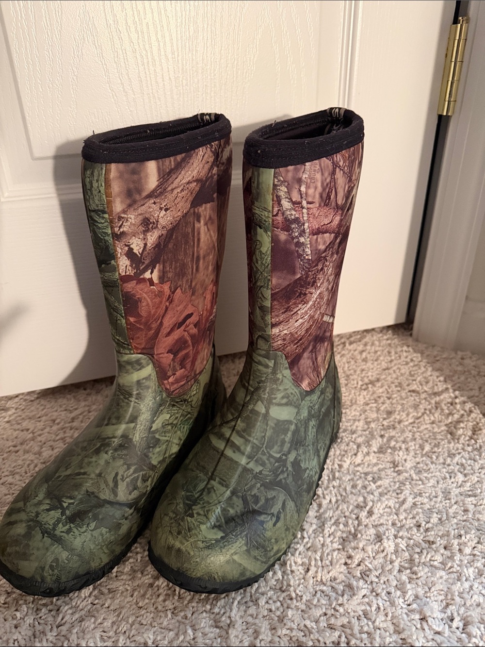 Bogs Kids Camo Green and Brown Waterproof Boots